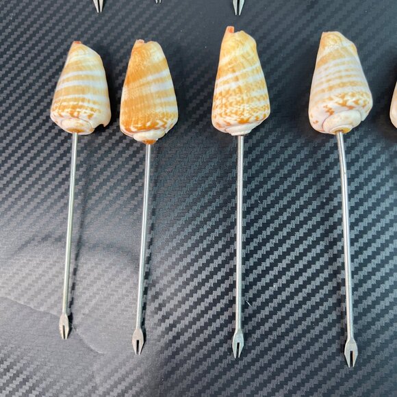 Set Of 12 Natural Seashell Cocktail Skewers MCM Silver Tone Metal Appetizer - Picture 4 of 12